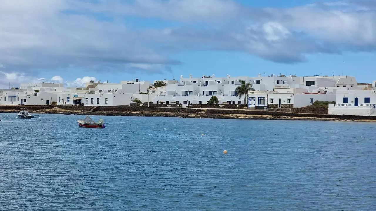Ξενοδοχείο με διαμερίσματα Calendula Beach 1ºlinea Mar Caleta de Sebo